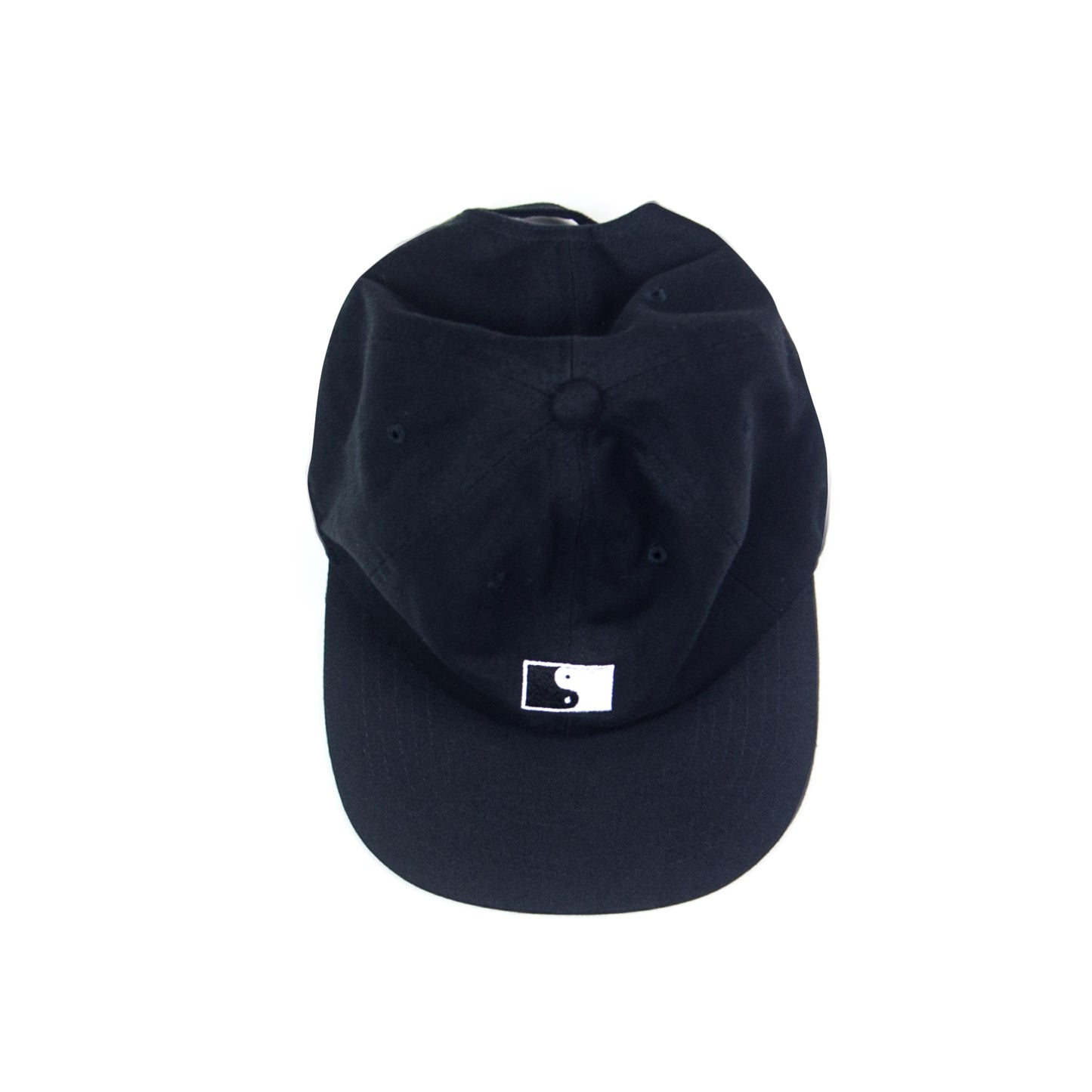 YIN YANG UNSTRUCTURED FLATBILL IN BLACK (1 LEFT)